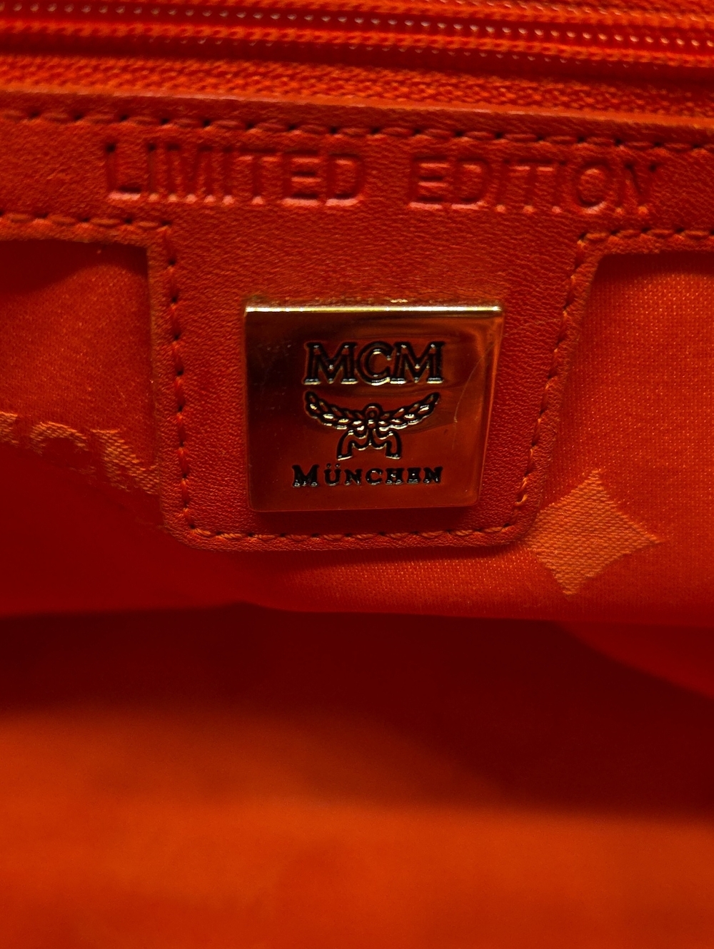 MCM EUC Limited Edition Red Patent Embossed Leather Tote With COA ❤️ - Picture 4 of 16